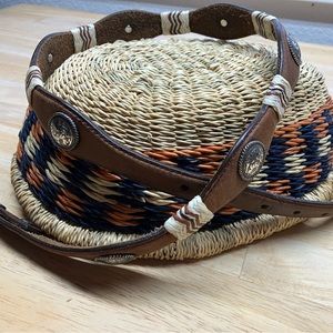 Vintage 90’s Tony Lama Brown & Silver Leather Belt